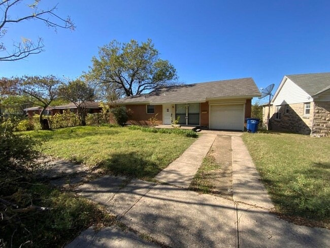 property at 1811 Berwick Ave