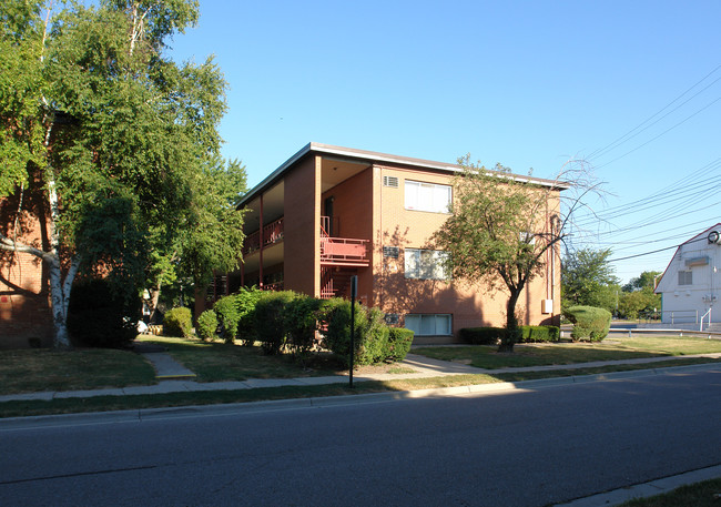 Cedar East Apartments