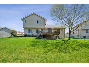 2340 Edinbrook Terrace in Minneapolis, MN - Building Photo - Building Photo