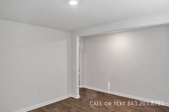 522 Shady Maple St in Moncks Corner, SC - Building Photo - Building Photo
