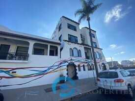 2241 Fourth Ave in San Diego, CA - Building Photo