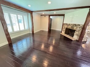 3957 Woodfield Dr in Sherman Oaks, CA - Building Photo - Building Photo