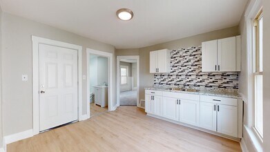 3609 W 47th St in Cleveland, OH - Foto de edificio - Building Photo
