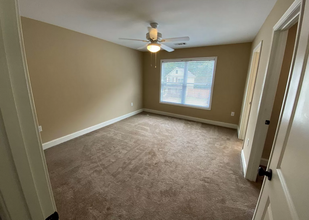 402 Shady Pk Cv in Oxford, MS - Building Photo - Building Photo