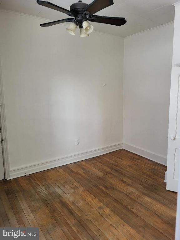 property at 2316 Poplar St