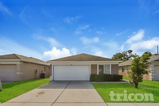 property at 12940 Fieldmoor Ct