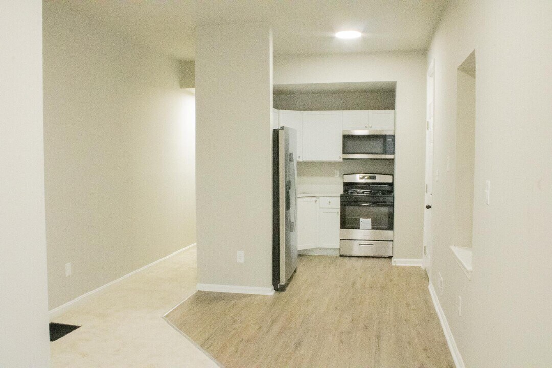 501 N Patterson Park Ave in Baltimore, MD - Building Photo