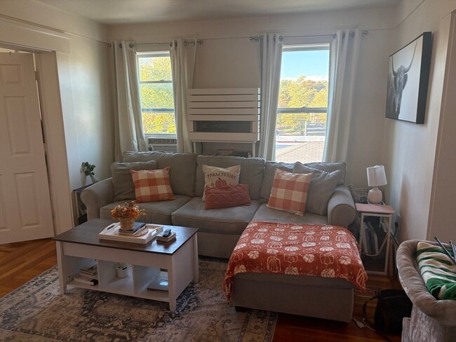 property at 10 Bridge St
