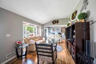 24 Adams St in Deer Park, NY - Building Photo - Building Photo