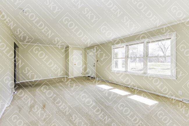 5900 W River Rd in Muncie, IN - Building Photo - Building Photo