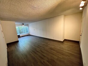 3359 Mentone Ave in Los Angeles, CA - Building Photo - Building Photo