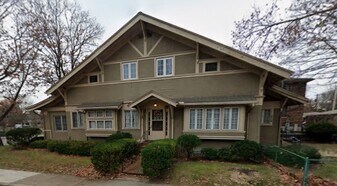 10 Park Ave in Oakwood, OH - Building Photo