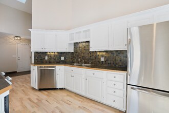 126 Willow Dr in Delano, MN - Building Photo - Building Photo