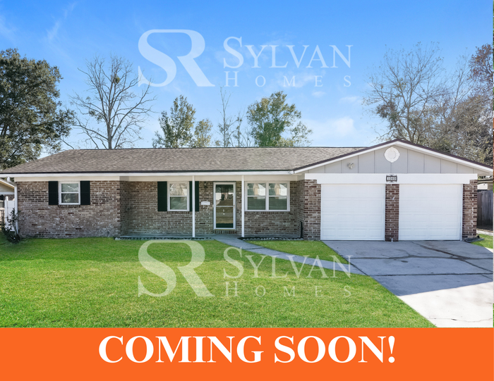 1060 Grove Park Dr S in Orange Park, FL - Building Photo