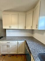 203 Everett St, Unit #1 in Boston, MA - Building Photo - Building Photo