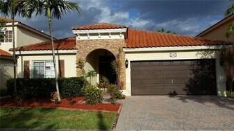 1580 NE 35th Ave in Homestead, FL - Building Photo