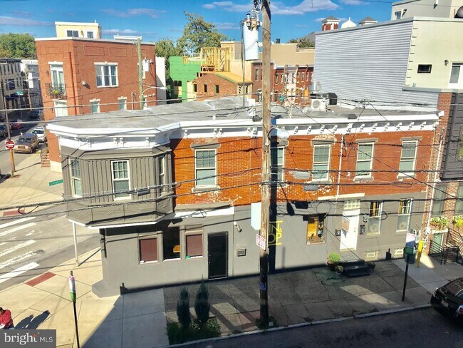 1839 Poplar St, Unit 1 photo'