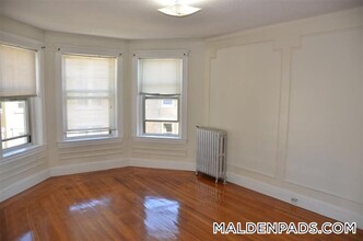 96 Maple St in Malden, MA - Building Photo - Building Photo