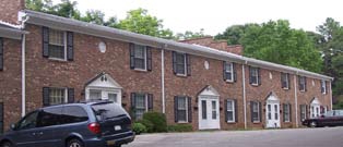 Chatmoss Apartments in Reidsville, NC - Foto de edificio - Building Photo