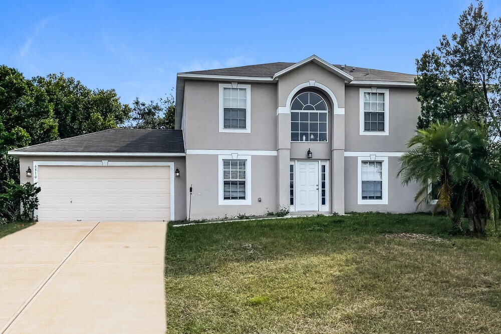 6510 Hillview Rd in Spring Hill, FL - Foto de edificio