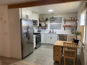 4201 W 159th St in Lawndale, CA - Building Photo - Building Photo