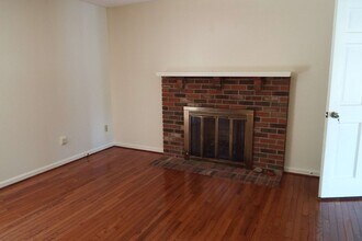 28266 Lee Hwy in Meadowview, VA - Building Photo - Building Photo