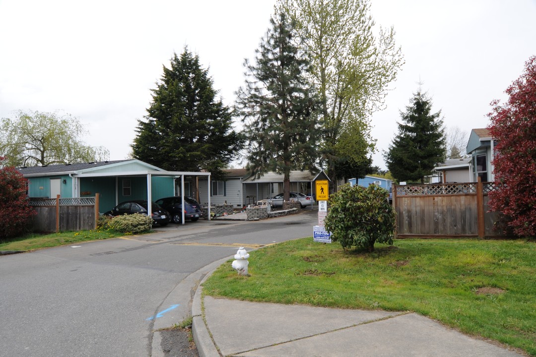 Benson Village in Kent, WA - Foto de edificio