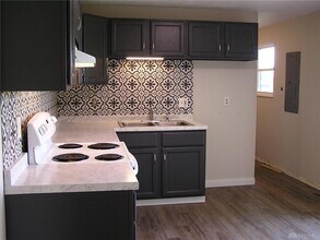 126 McCraw Dr in Englewood, OH - Building Photo - Building Photo