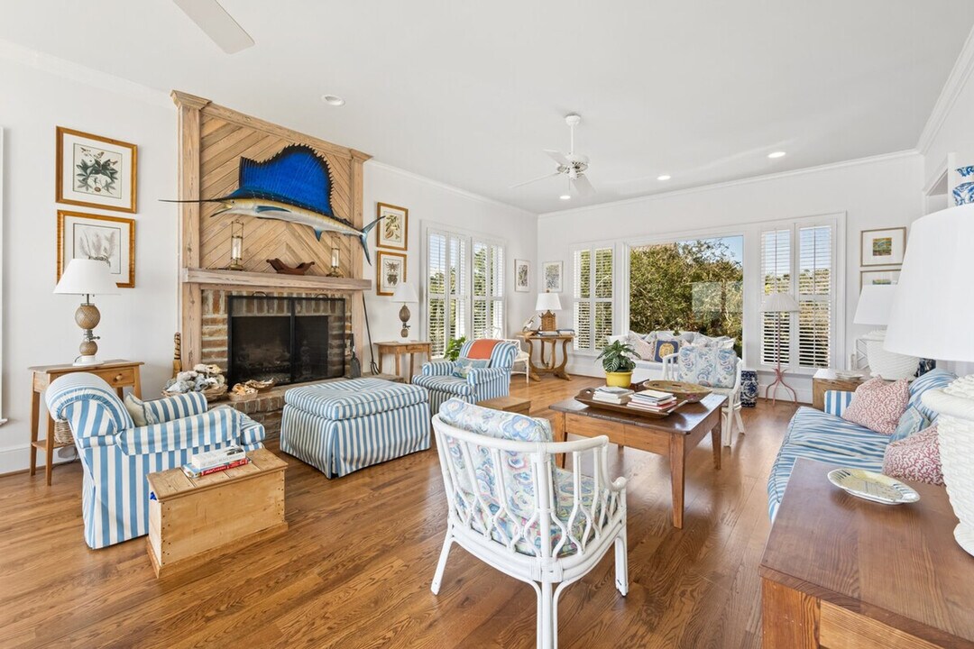 886 Debordieu Blvd in Georgetown, SC - Building Photo