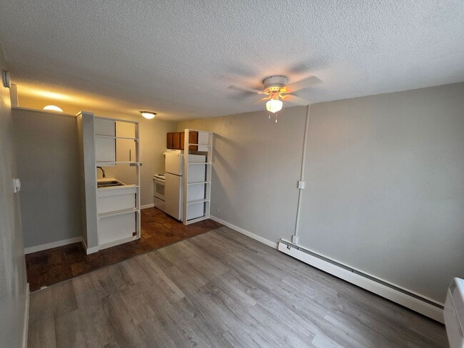 233 E Arvada St in Colorado Springs, CO - Building Photo - Building Photo