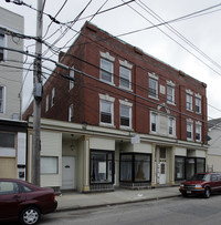 Hughes Building in Fall River, MA - Foto de edificio - Building Photo