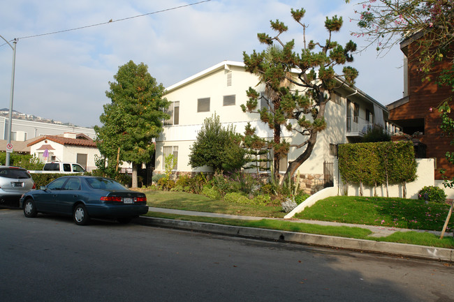 1026 San Rafael Ave in Glendale, CA - Building Photo - Building Photo