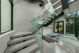 420 N Hibiscus Dr in Miami Beach, FL - Building Photo - Building Photo