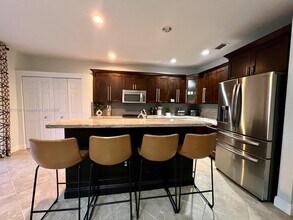2214 SE 23rd Ave in Homestead, FL - Building Photo - Building Photo