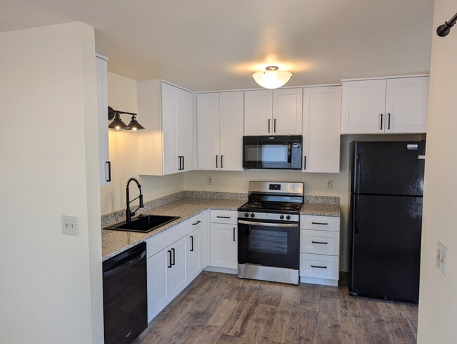 3465 Lochwood Dr, Unit M56 in Fort Collins, CO - Foto de edificio - Building Photo