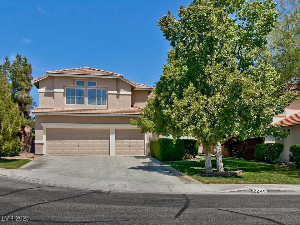 2248 Midvale Terrace in Henderson, NV - Building Photo