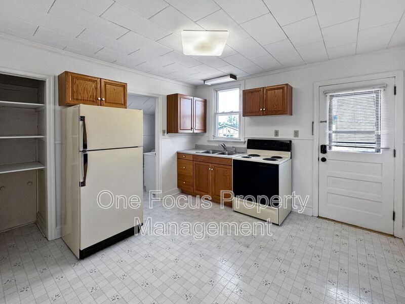 1807 Lycoming Creek Rd in Williamsport, PA - Building Photo