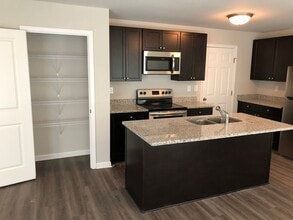 70 Autumn Way in Covington, GA - Building Photo - Building Photo