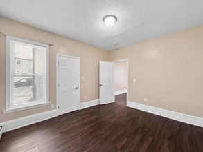 9 Arch Ave in Haverhill, MA - Building Photo - Building Photo