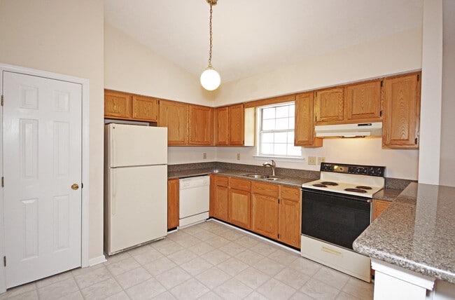3809 Fox Hollow in Williamsburg, VA - Building Photo - Building Photo