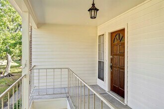 13012 Trail Hollow Dr in Houston, TX - Building Photo - Building Photo