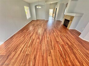 2276 Chestnut Ranch Ave in Henderson, NV - Building Photo - Building Photo