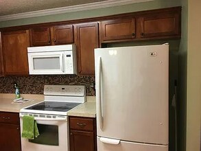 101 Yearwood Dr in Macon, GA - Building Photo - Building Photo