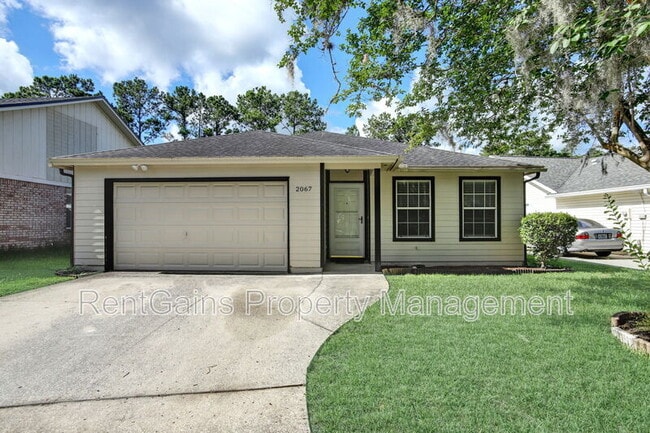 2067 Wax Myrtle Ct in Orange Park, FL - Building Photo - Building Photo