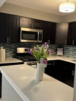 2732 Island Ave, Unit Apt A in Philadelphia, PA - Building Photo