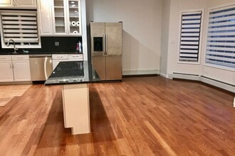 20 E Edsall Blvd in Palisades Park, NJ - Building Photo - Building Photo