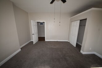 742 Columbia St in Newport, KY - Foto de edificio - Building Photo