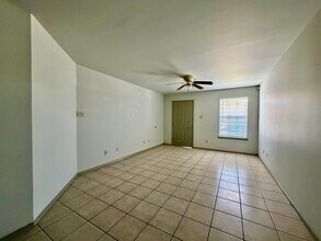 507 Shiloh Dr in Laredo, TX - Building Photo - Building Photo