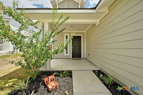 155 Lyndon Dr in San Marcos, TX - Building Photo