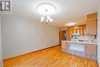 248 Bertie St in Fort Erie, ON - Building Photo - Building Photo